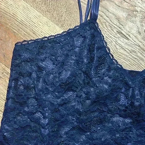 Vintage Victoria's Secret Gold Label 90s navy blue lace cami top lingerie, Sz Sm - Picture 1 of 6